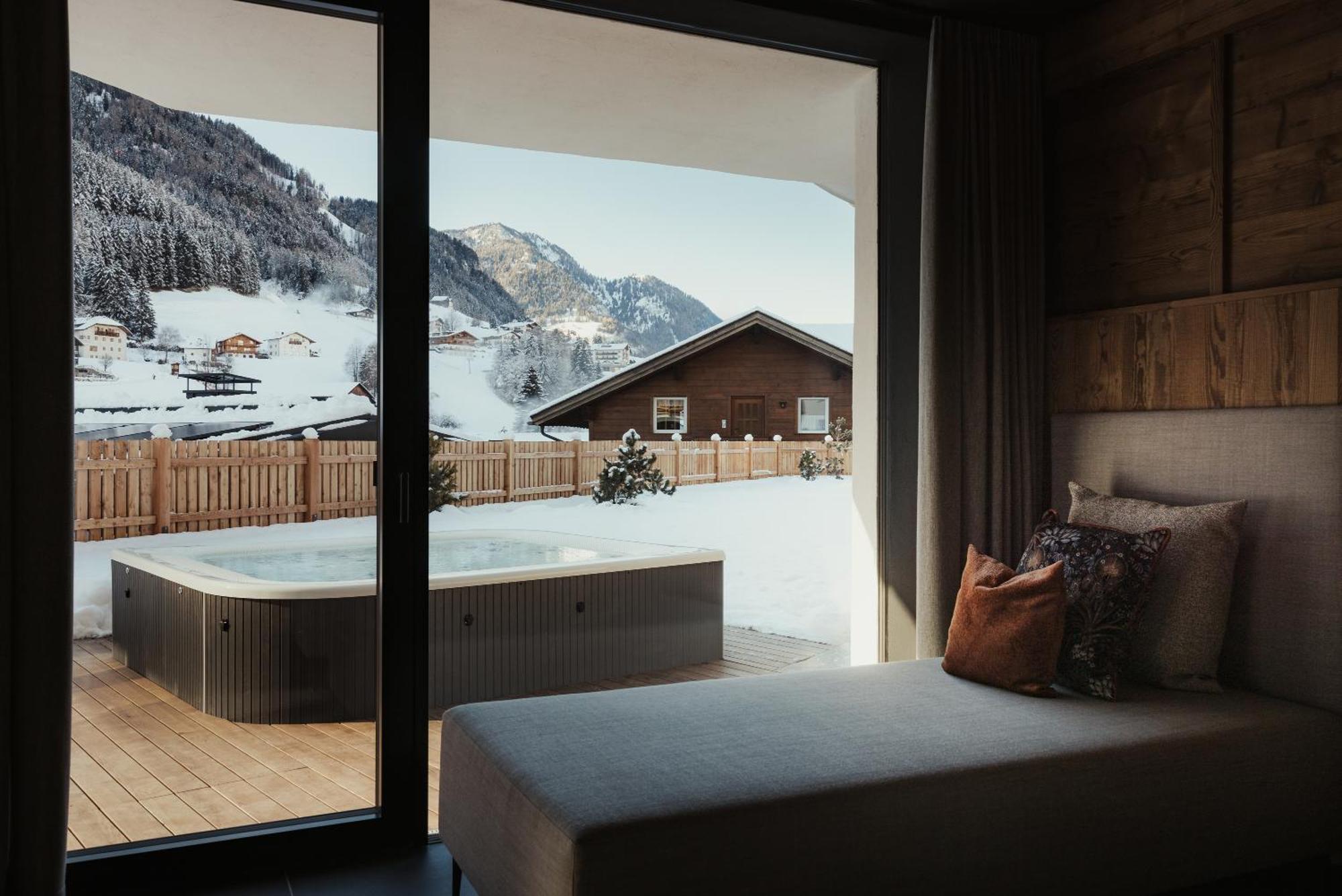 אורטיסיי Luxury Chalet Mile מראה חיצוני תמונה